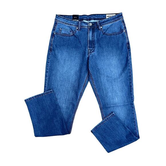 NWT  Buffalo David Bitton slim straight jeans size 38x34 - Picture 1 of 4